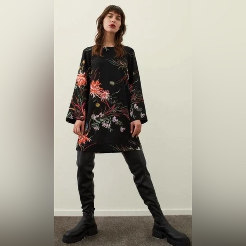 NWT H&M Black Floral Wide-sleeved Knee Length Dress Boho Goth Punk Size S - Picture 5 of 14